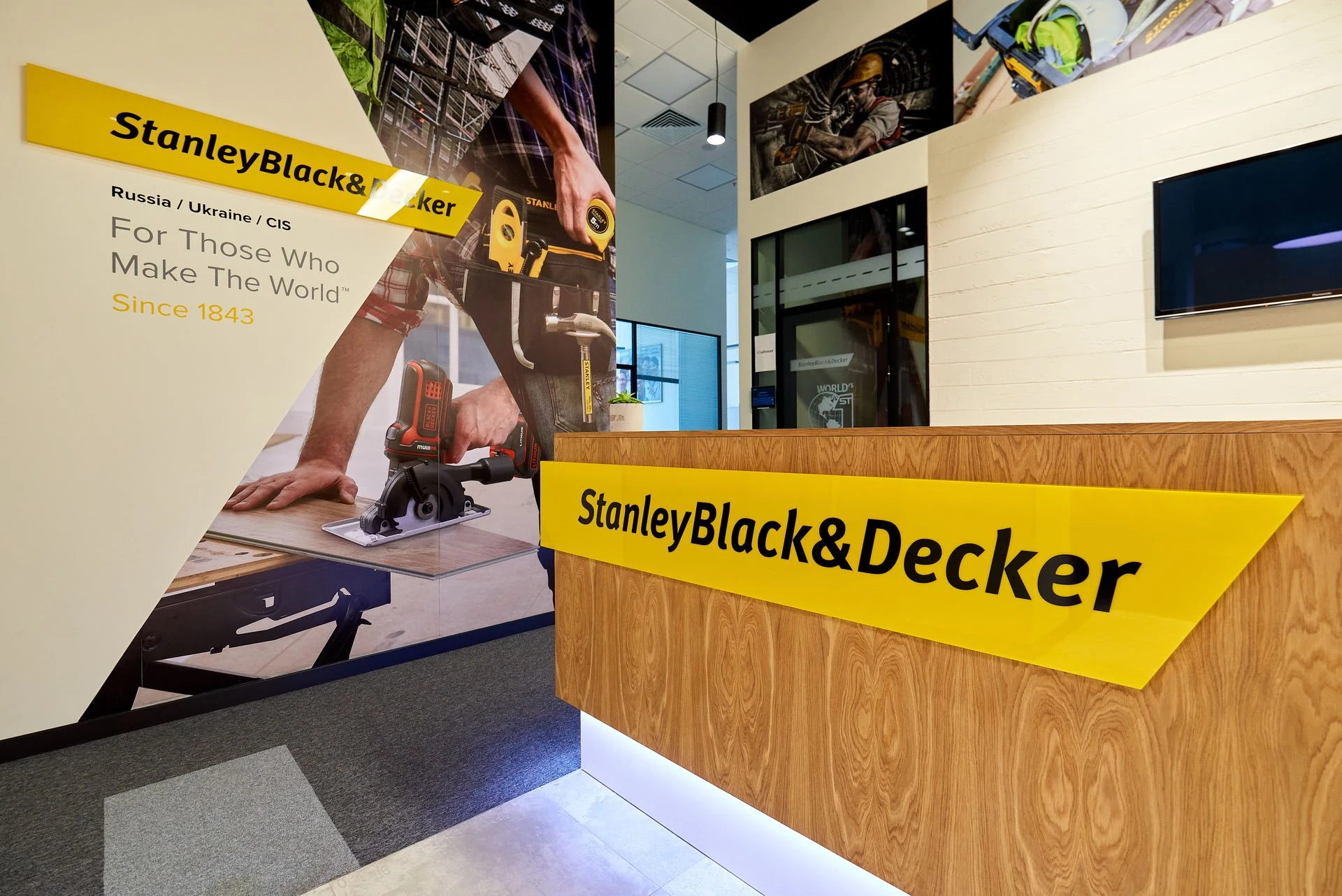 STANLEY BLACK & DECKER — фото 2